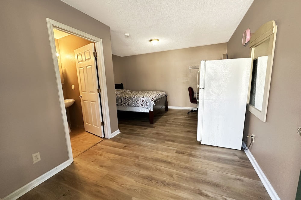 sparta seven motel by oyo