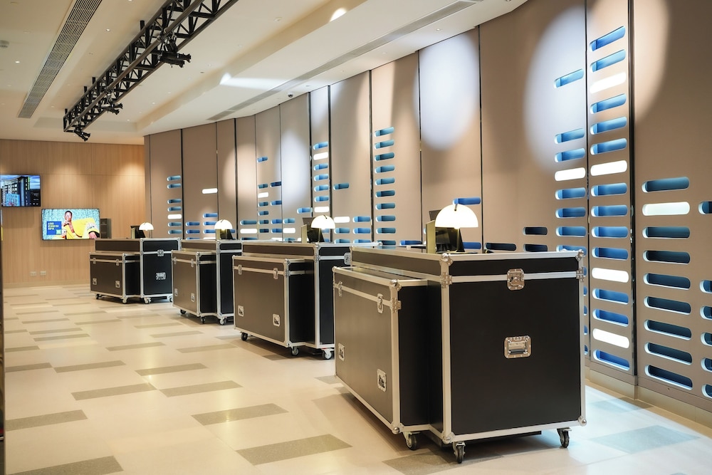 ibis styles manila araneta city