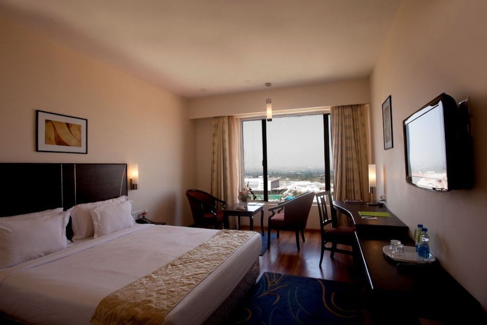 celestia suites at leonia