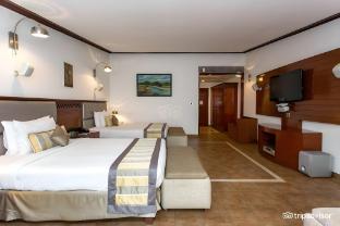 celestia suites at leonia