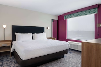 home2 suites by hilton sheboygan