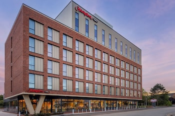 hampton by hilton nuneaton