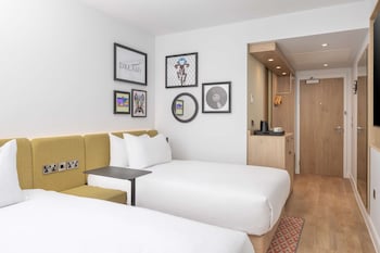 hampton by hilton nuneaton