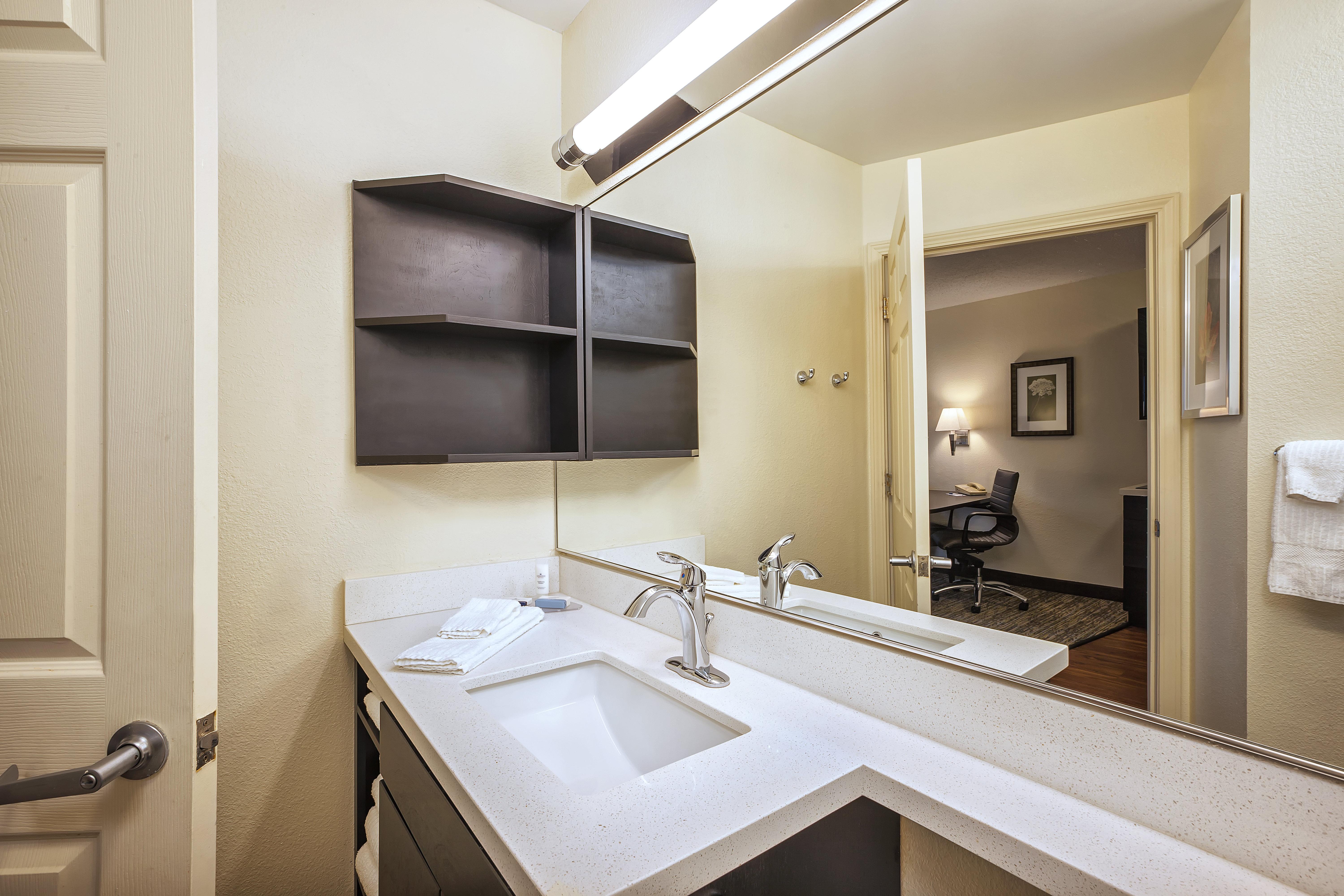 candlewood suites indianapolis by ihg