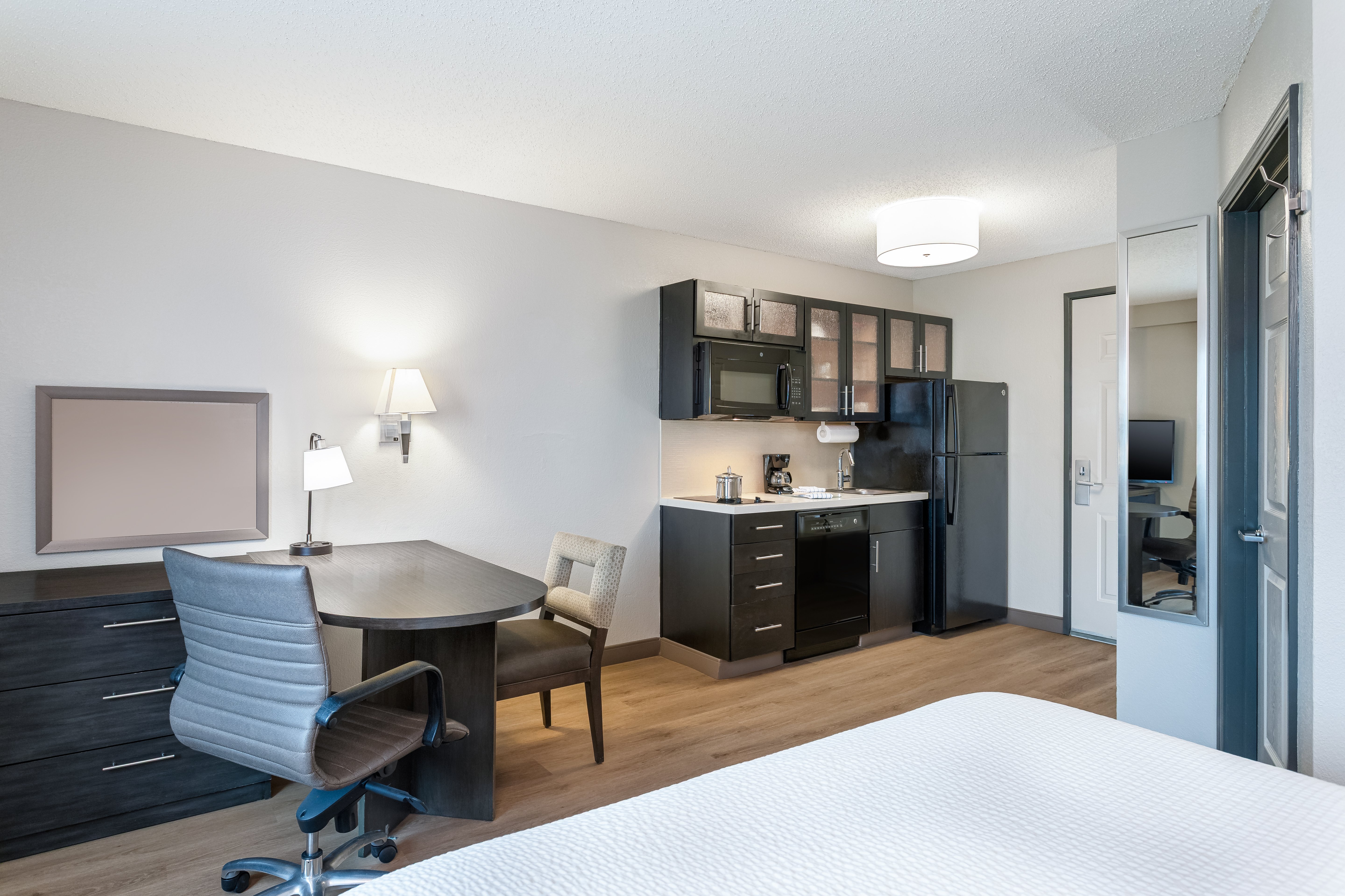candlewood suites indianapolis by ihg