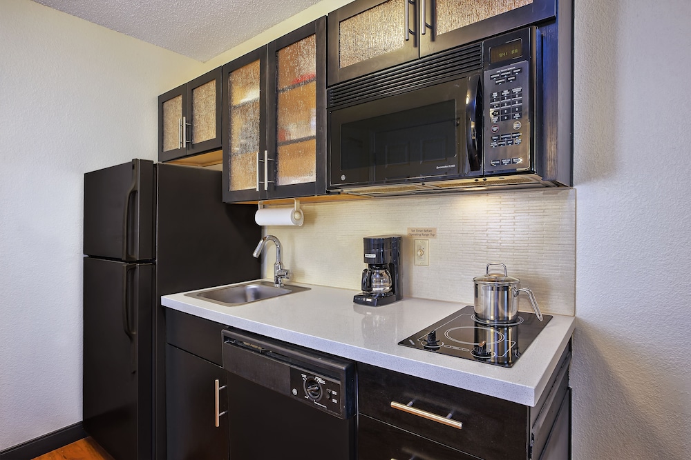candlewood suites indianapolis by ihg