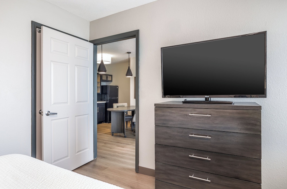 candlewood suites indianapolis by ihg
