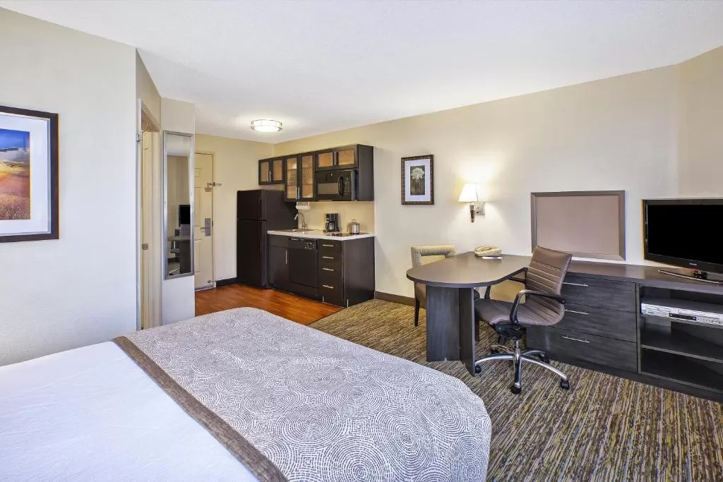 candlewood suites indianapolis by ihg