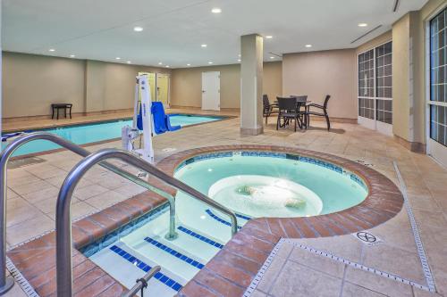 candlewood suites indianapolis by ihg