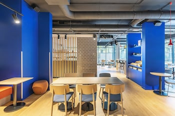 holiday inn express paris poissy