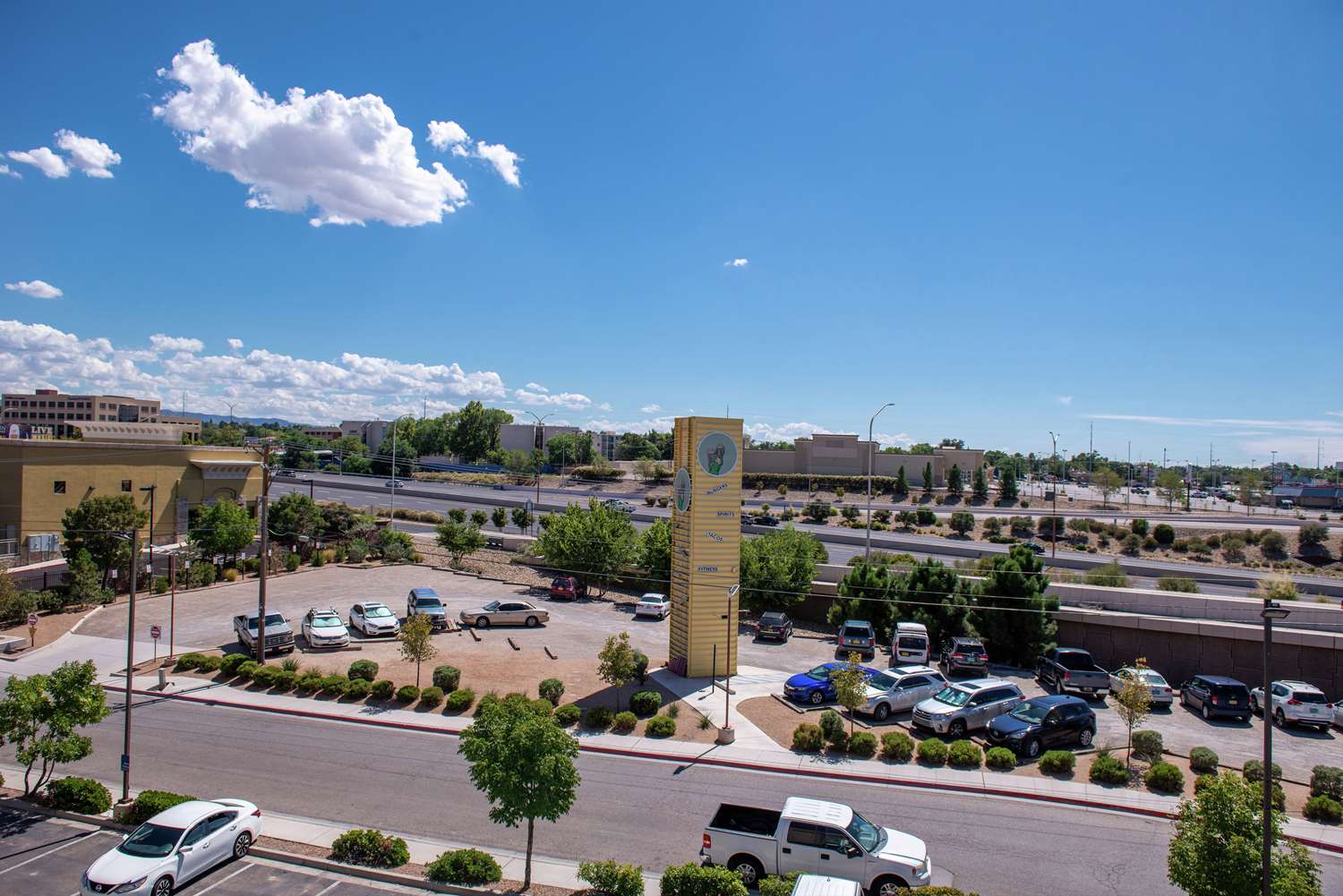 hampton inn albuquerque university midtown