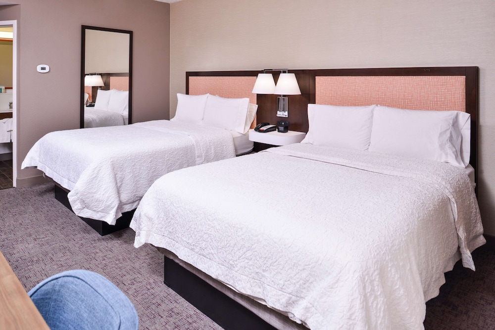 hampton inn albuquerque university midtown