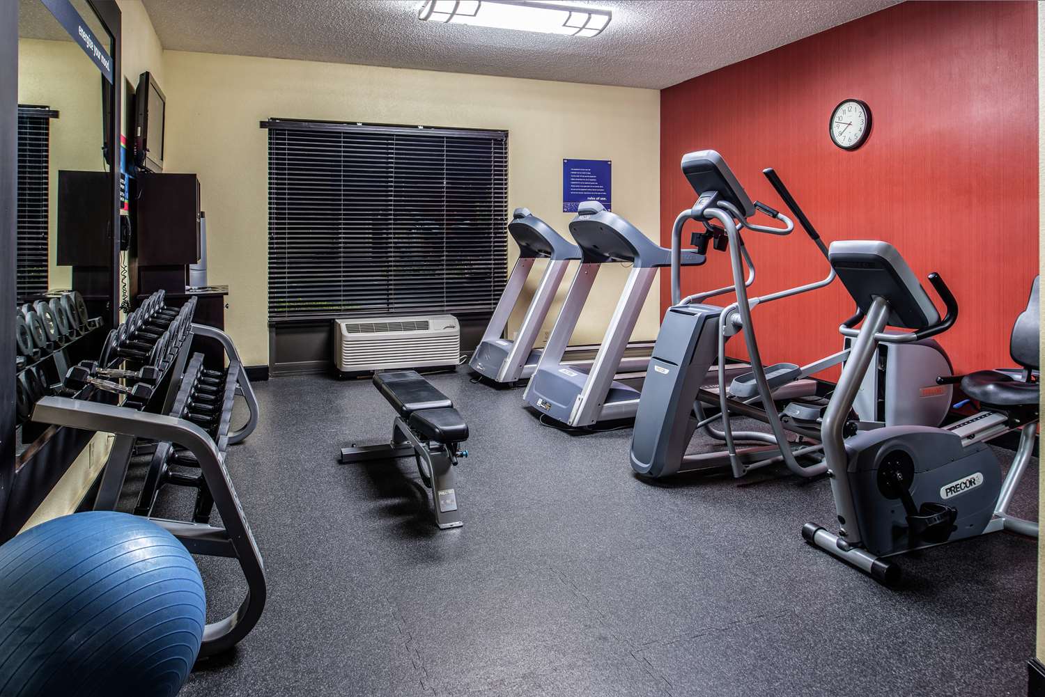 hampton inn albuquerque university midtown