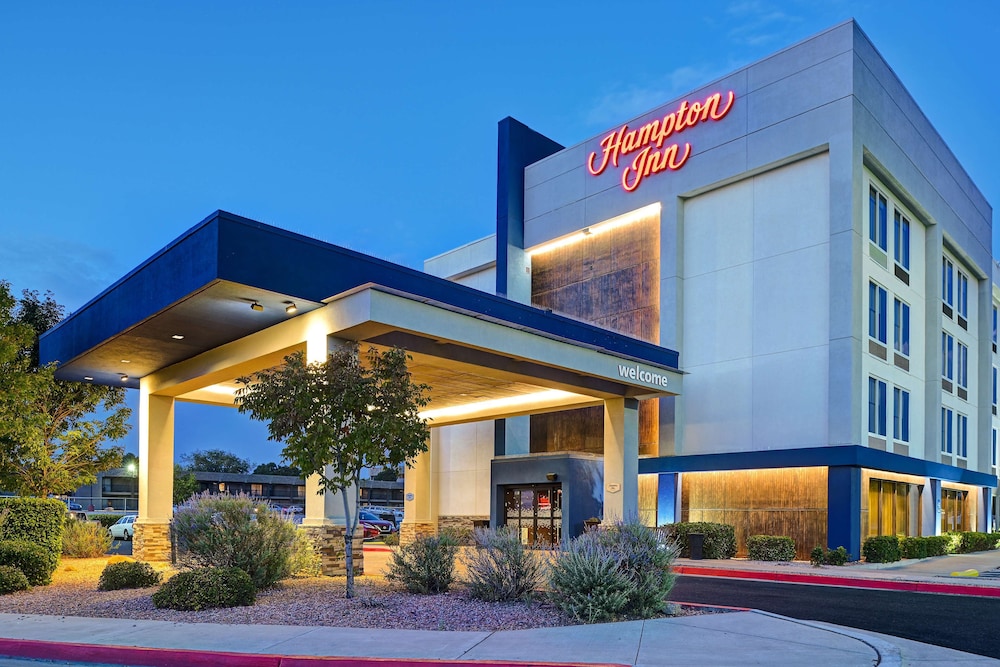 hampton inn albuquerque university midtown