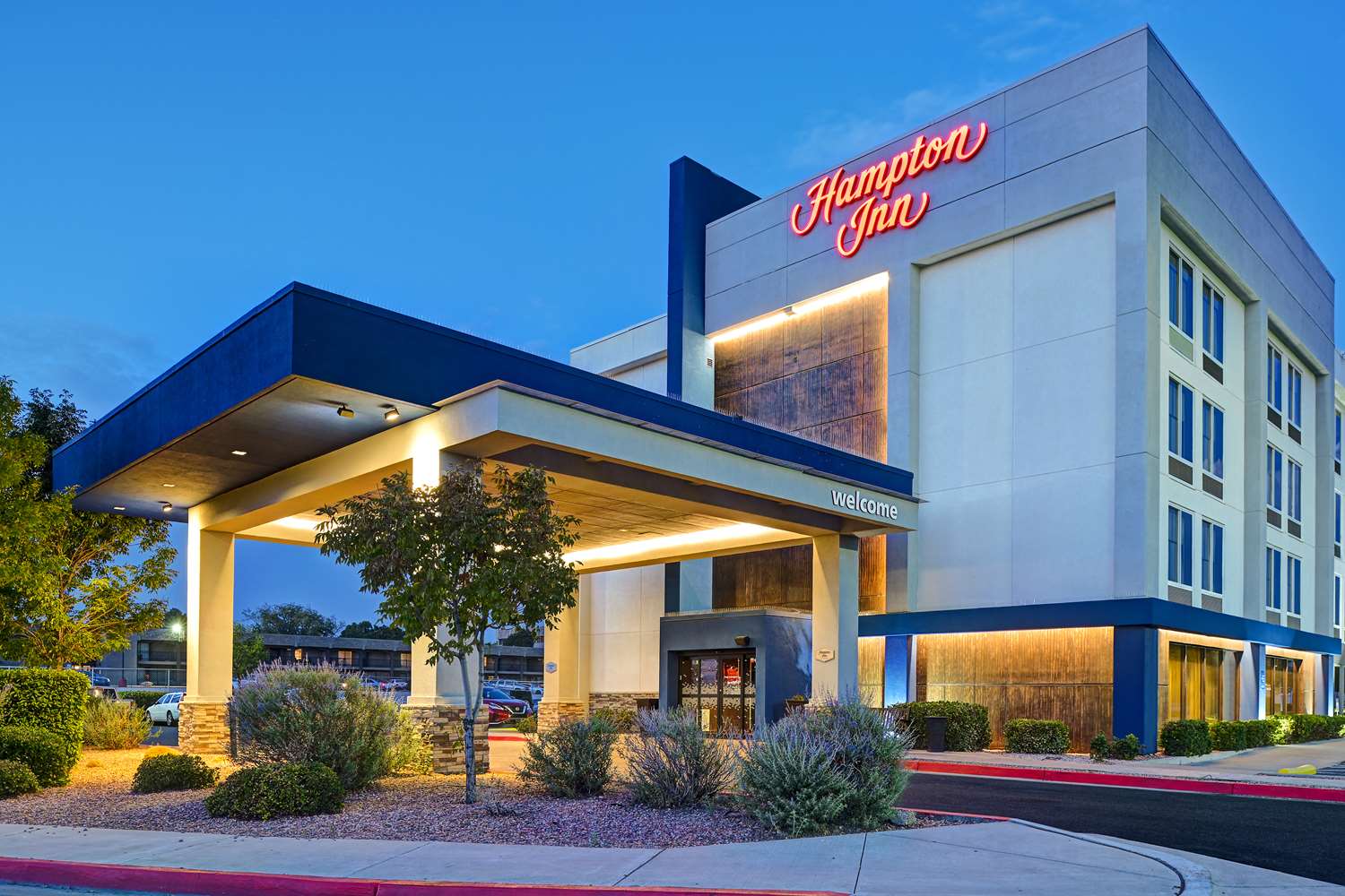 hampton inn albuquerque university midtown