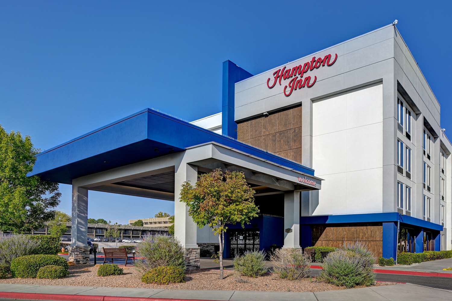 hampton inn albuquerque university midtown
