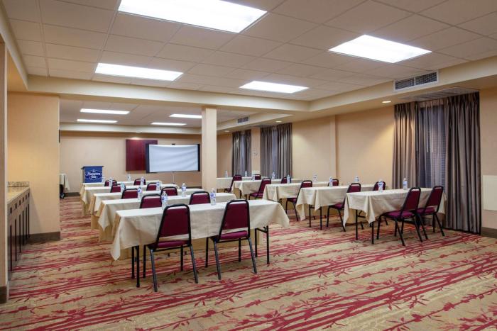 hampton inn albuquerque university midtown