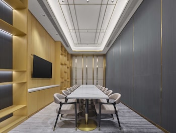 hilton garden inn kunming dianchi