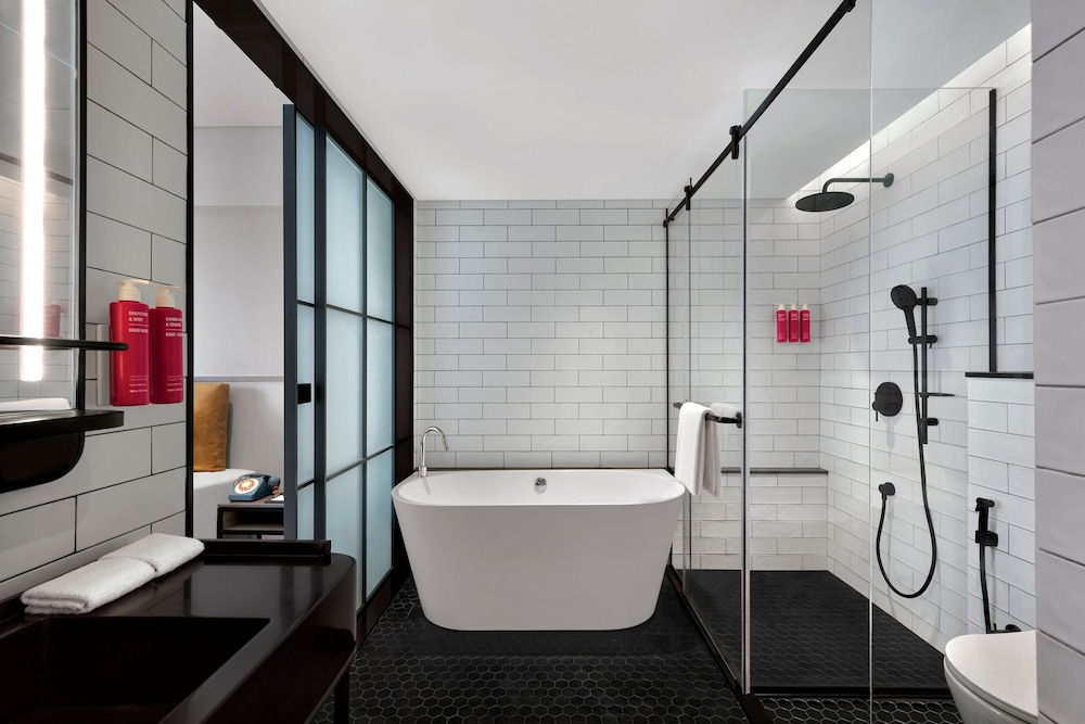 moxy mumbai andheri west