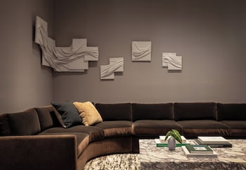 kimpton claret hotel