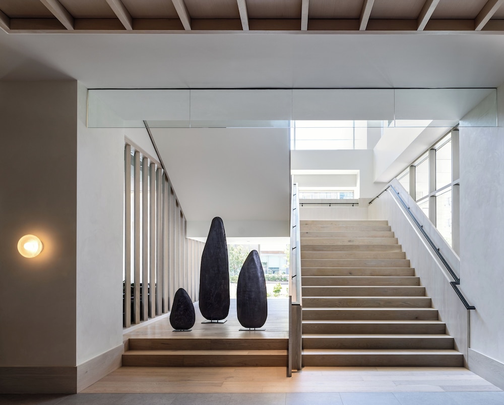 kimpton claret hotel