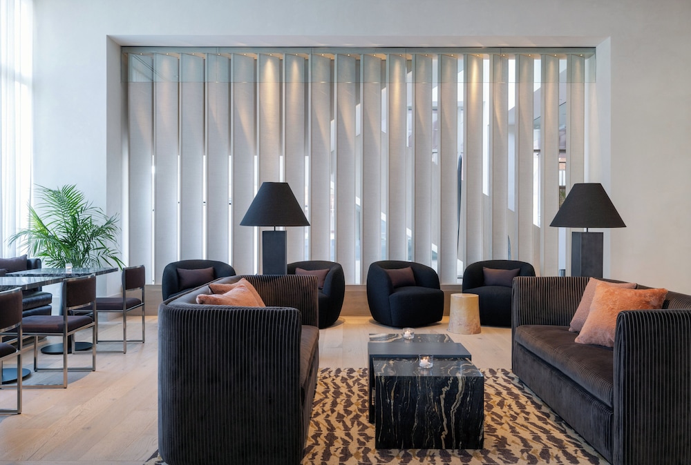 kimpton claret hotel