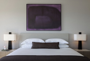 kimpton claret hotel