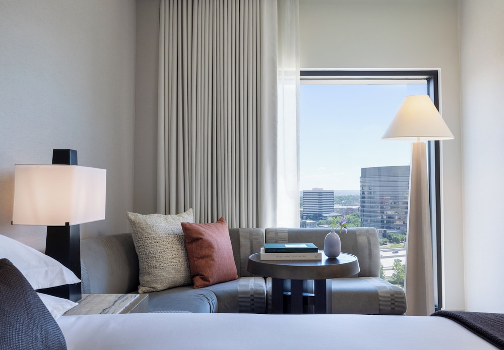 kimpton claret hotel