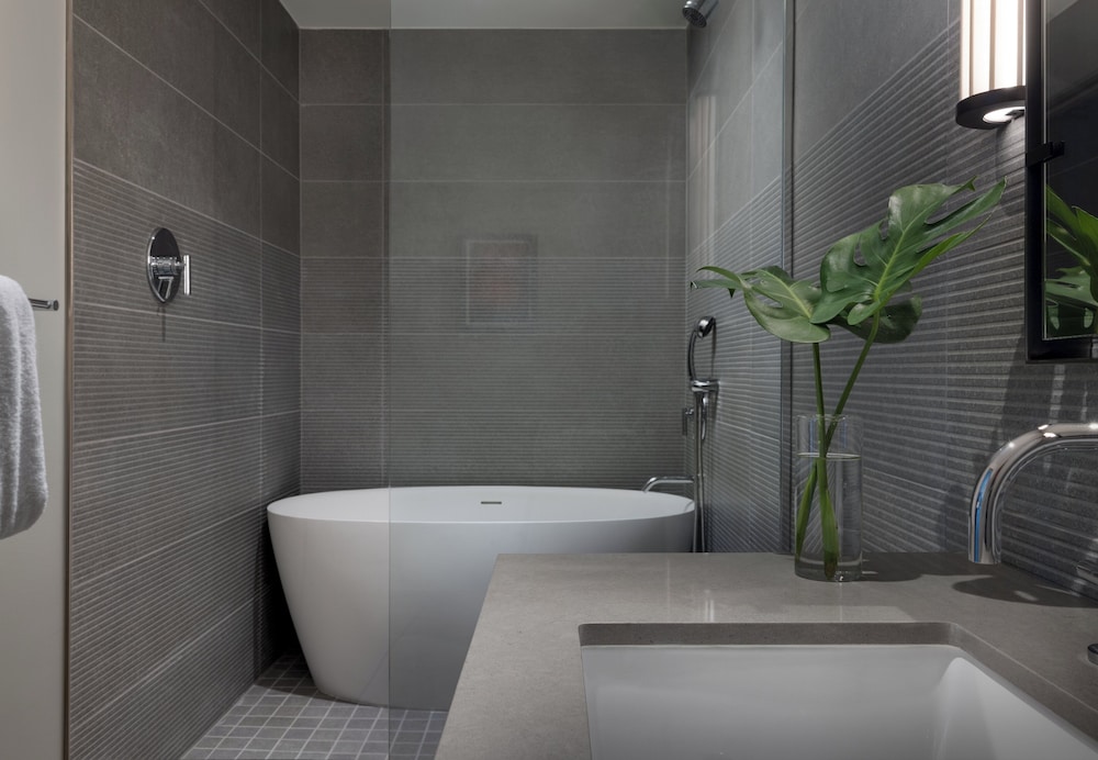 kimpton claret hotel