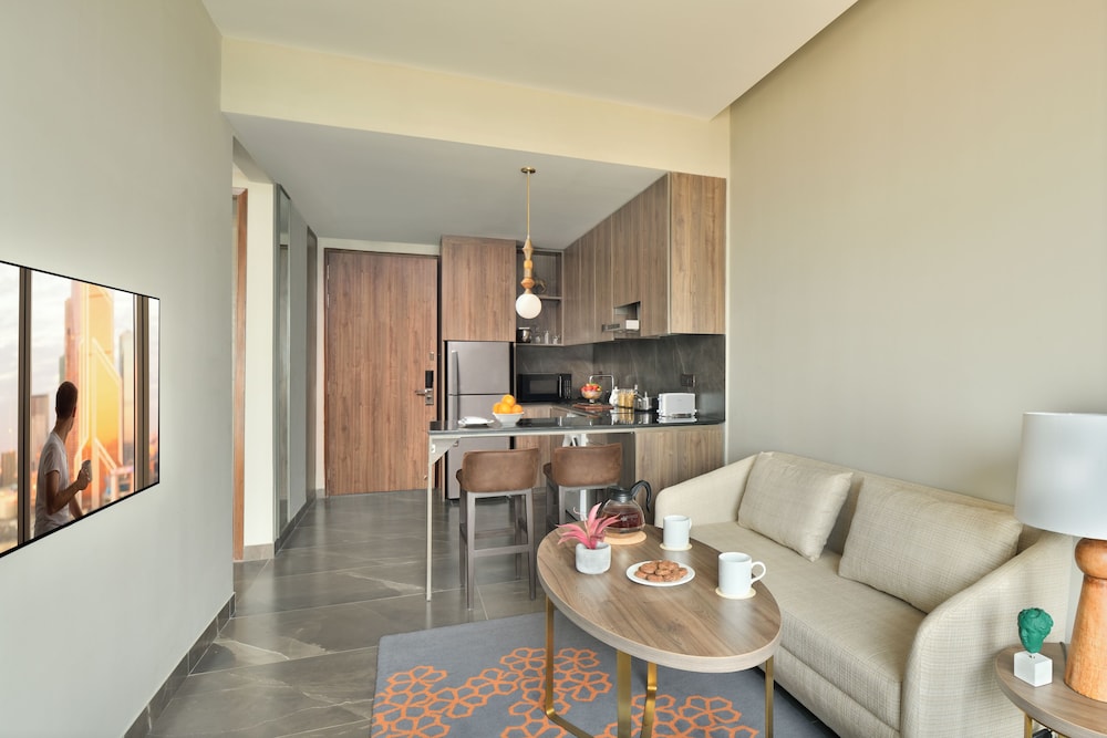 citadines paras square gurugram