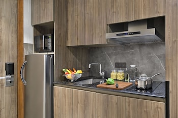 citadines paras square gurugram