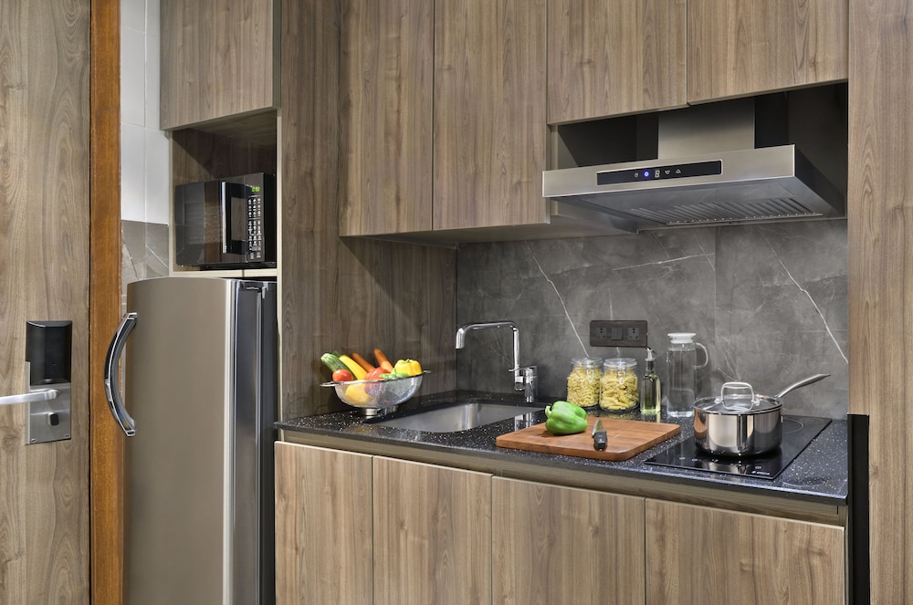 citadines paras square gurugram