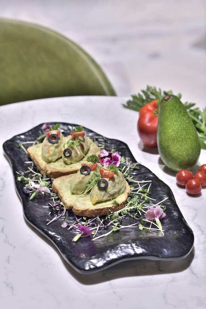 citadines paras square gurugram