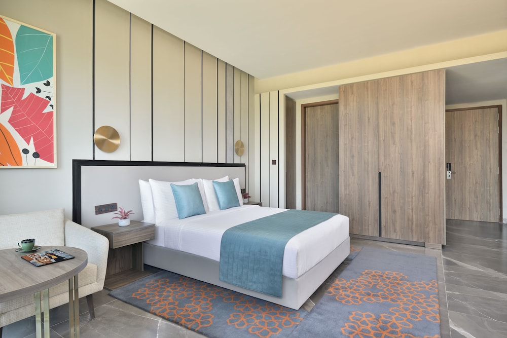 citadines paras square gurugram