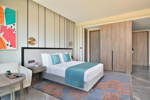 citadines paras square gurugram