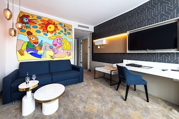 best western premier hotel royal blue