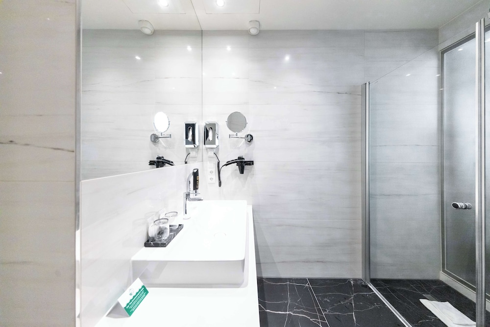 best western premier hotel royal blue