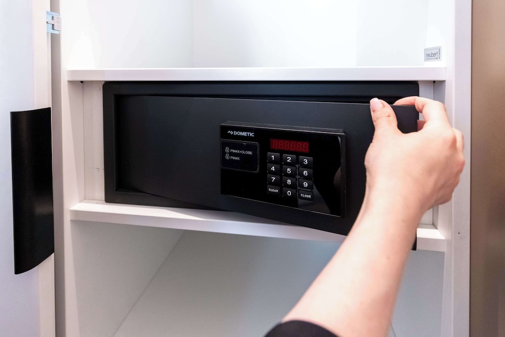 best western premier hotel royal blue