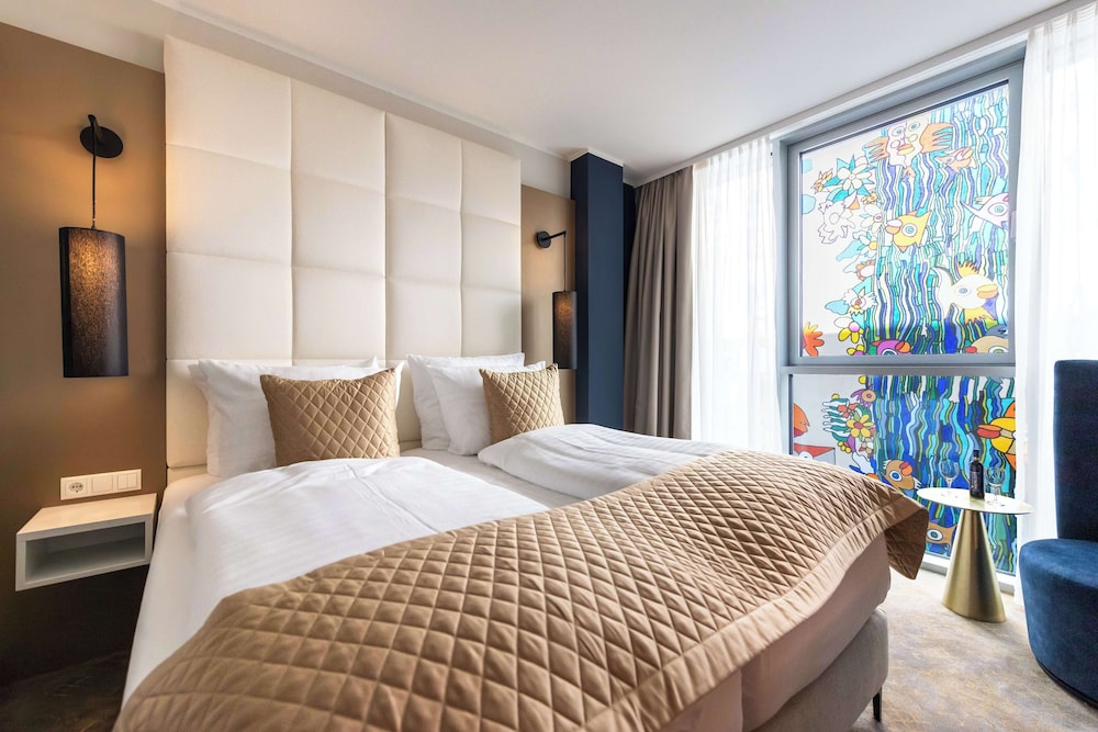 best western premier hotel royal blue