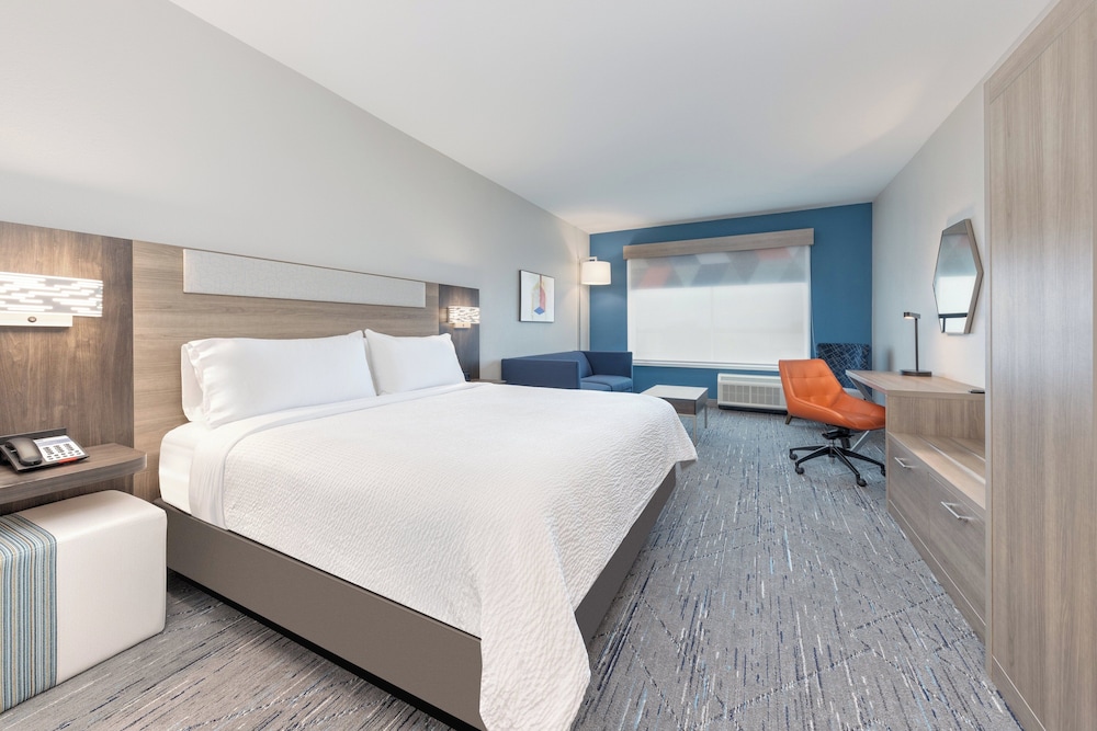 holiday inn express and suites austin airport east