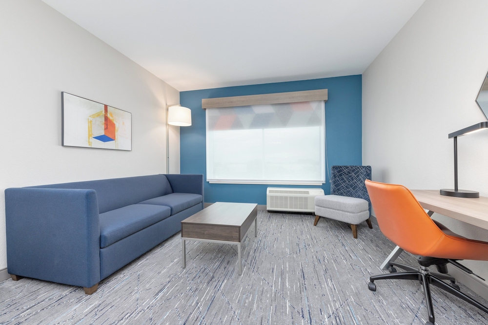 holiday inn express and suites austin airport east