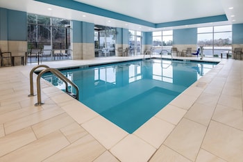 holiday inn express and suites benson