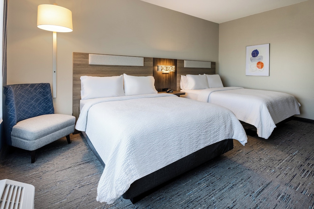 holiday inn express and suites benson