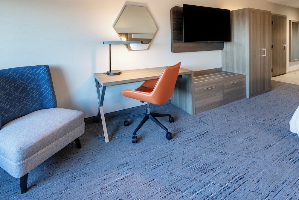 holiday inn express and suites benson