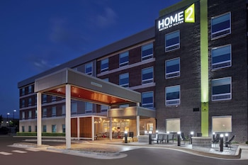 home2 suites by hilton grand rapids northeast