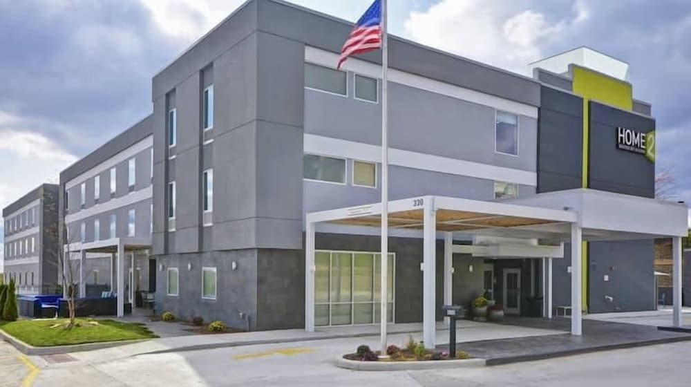home2 suites by hilton grand rapids northeast
