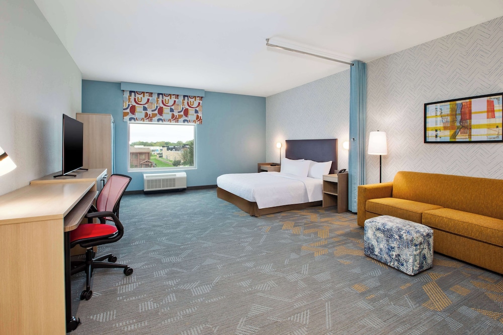 home2 suites by hilton grand rapids northeast