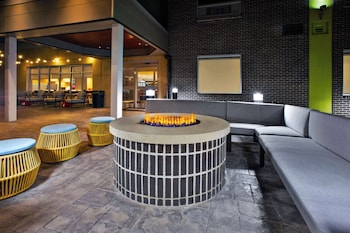 home2 suites by hilton grand rapids northeast