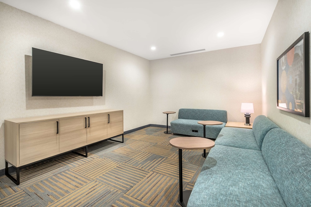 home2 suites by hilton reynoldsburg columbus east