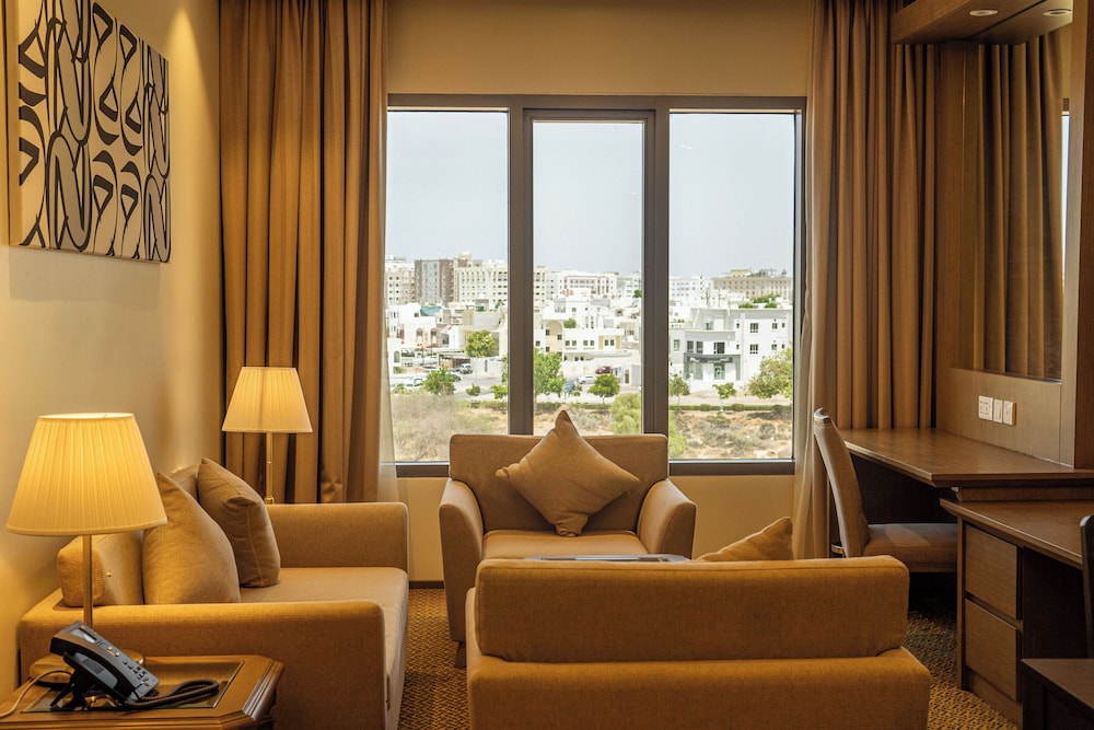 mercure muscat